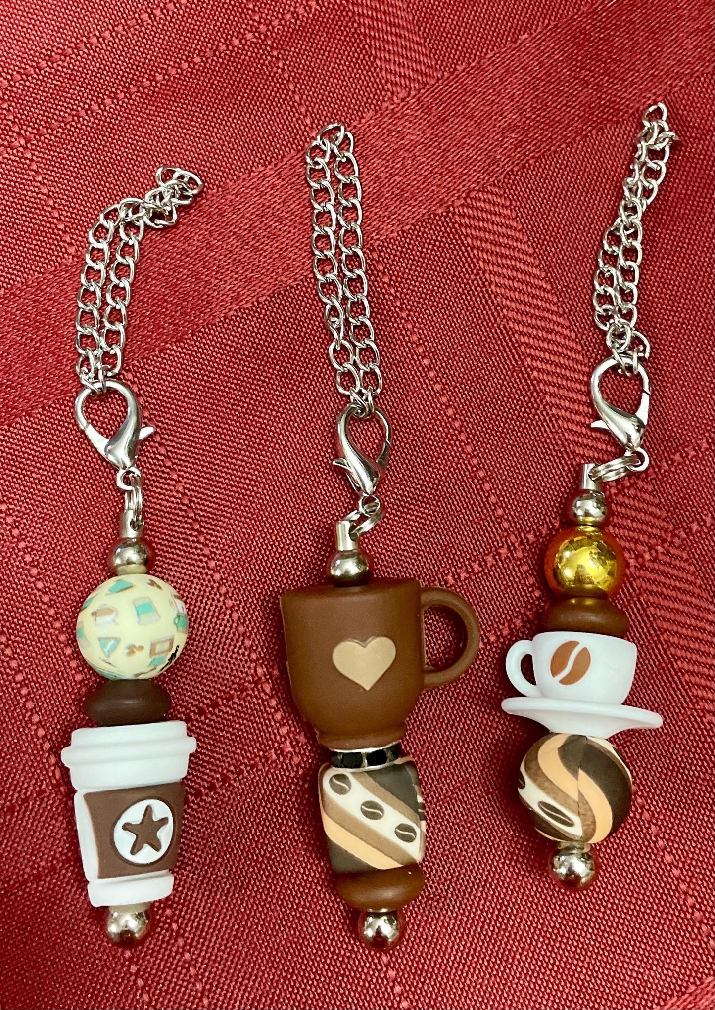 Beaded tumbler or straw charm with Lobster claw.