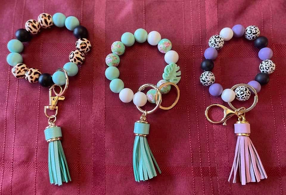 Keychains bracelet