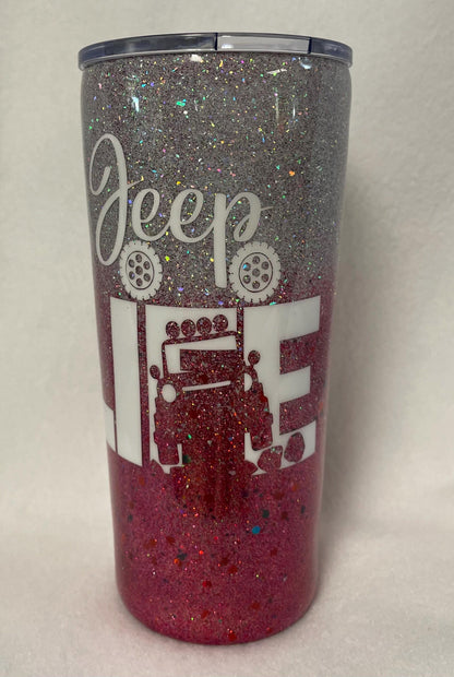 Enjoy a hot or cold beverage in this 20 ounce Tumbler