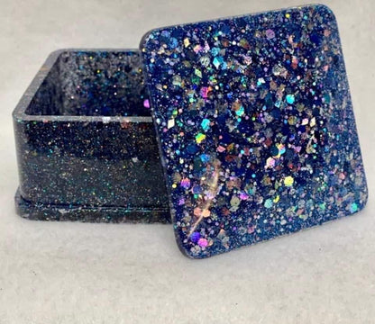 Resin trinket box/jewelry box